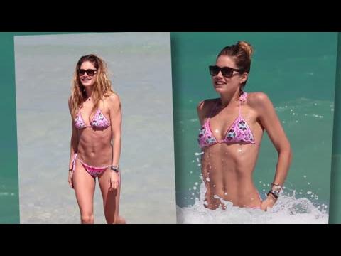 VIDEO : Doutzen Kroes Est Parfaite En Bikini