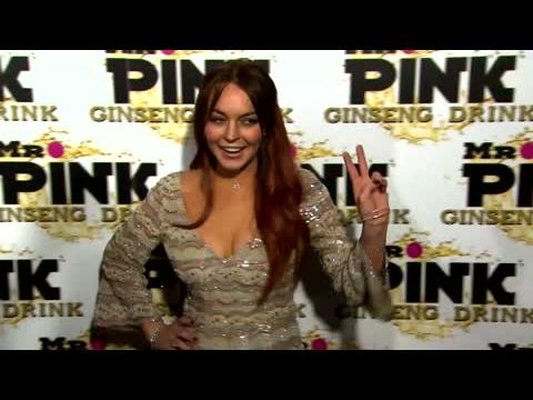 VIDEO : Lindsay Lohan évite Une Arrestation En Entrant Au Betty Ford Center