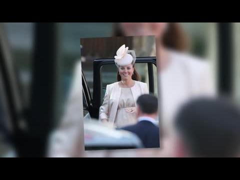 VIDEO : La Duchesse Kate Montre Son Ventre Dans Une Robe Rose Ple