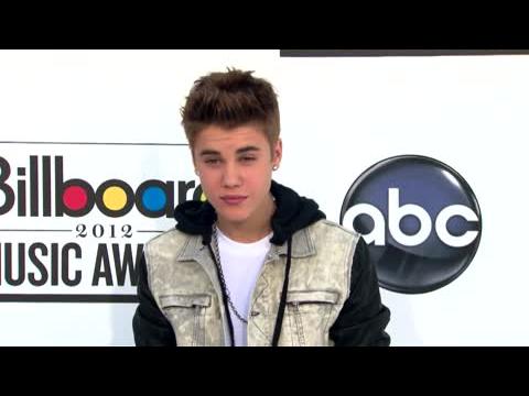 VIDEO : Another Woman Claims Justin Bieber Fathered Her Child
