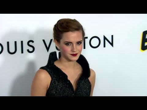 VIDEO : Emma Watson Dismisses 'Fashionista' Reputation