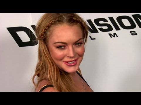 VIDEO : Lindsay Lohan Thinks Betty Ford Clinic Is Old School