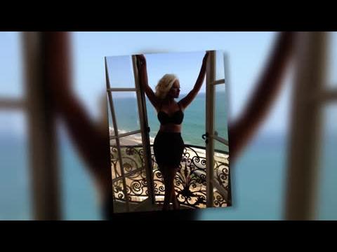 VIDEO : Christina Aguilera Shows Off Her Slim Figure On Music Video Set