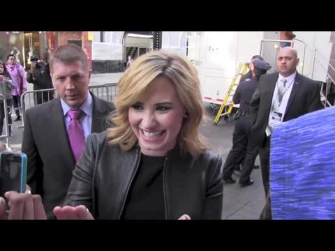 VIDEO : Demi Lovato Wants To Be A Mom Soon
