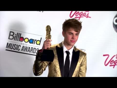 VIDEO : Justin Bieber Se Fait Huer Aprs Ses Victoires Aux Billboard Awards