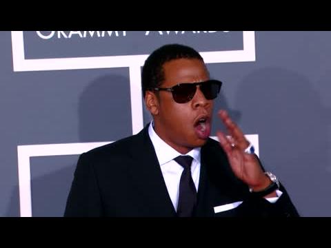 VIDEO : Jay-Z Shoots Down Beyonc's Pregnancy Rumors