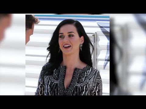 VIDEO : Smiling Katy Perry Rekindles Relationship With John Mayer Again