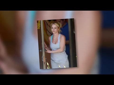 VIDEO : Britney Spears Looks Tired After Las Vegas Residency Rehearsals