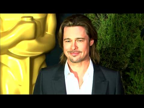VIDEO : Brad Pitt Learned Important Lesson From Gwyneth Paltrow's Father