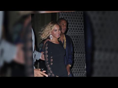 VIDEO : 'Screaming' Beyonc Tries To Stop Diddy Brawl At VMAs After-Party