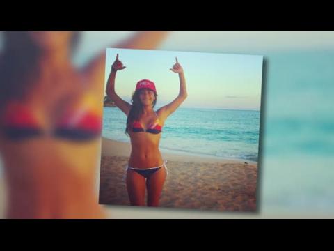 VIDEO : Make-Up Free Nicole Scherzinger Looks Amazing In A Bikini
