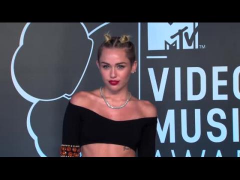 VIDEO : Miley Cyrus Still Receiving Blowback From VMA's