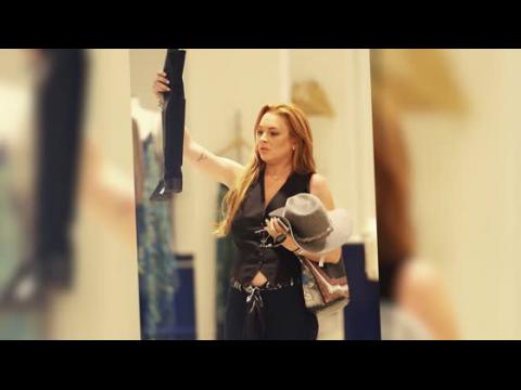 VIDEO : Lindsay Lohan Présentera-t-elle Le 1er épisode De La Nouvelle Saison De SNL ?