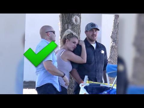 VIDEO : Britney Spears and New Boyfriend Watch Her Son's Soccer Game