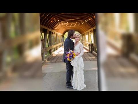 VIDEO : Kelly Clarkson se casa con Brandon Blackstock