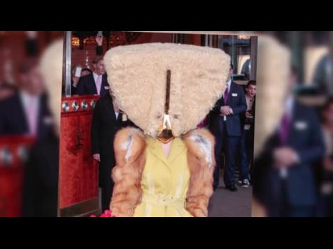 VIDEO : Lady Gaga's Latest Shocking Headpiece