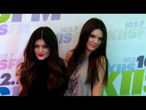 VIDEO : Kendall and Kylie Jenner Deny Partying and Having Fake IDs