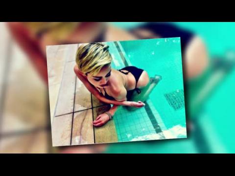 VIDEO : Miley Cyrus Shows Liam Hemsworth What He's Missing in Bikini Snap