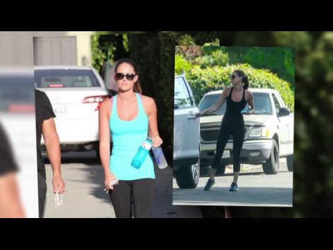 VIDEO : Robert Pattinson Spotted Heading To The Gym With New Girl
