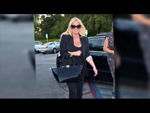 VIDEO : Jessica Simpson Returns to Weight Watchers to Lose Her Baby Weight