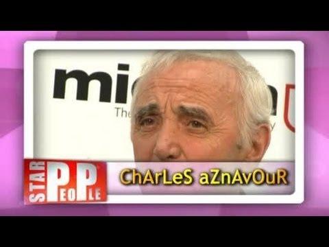 VIDEO : Charles Aznavour hu par ses fans