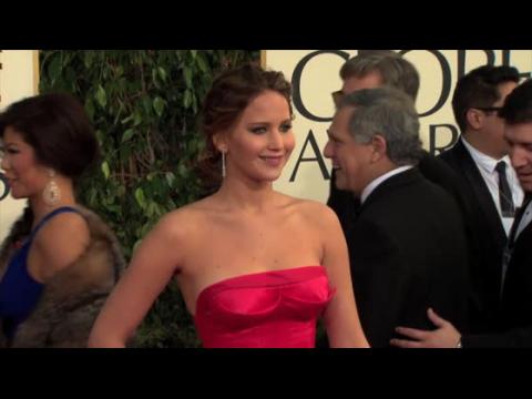 VIDEO : Jennifer Lawrence Takes a Stand Against Her Body Weight Critics