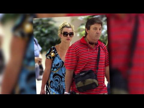 VIDEO : El padre de Britney Spears le pide al juez ms dinero