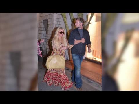VIDEO : Jessica Simpson and Eric Johnson Go Wedding Venue Hunting in Italy