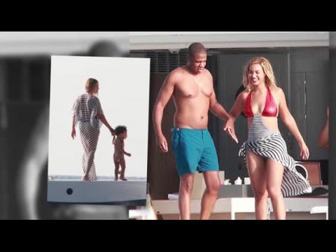 VIDEO : Beyonc, Jay-Z And Blue-Ivy Vacation In Italy