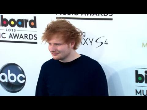 VIDEO : Ed Sheeran Confirms Dating Ellie Goulding