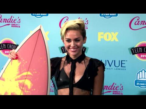 VIDEO : Billy Ray Says Miley Cyrus is Happiest She's Ever Been