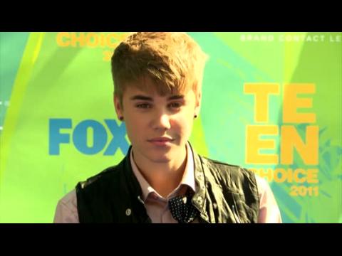 VIDEO : Justin Bieber n'arrte pas de pleurer