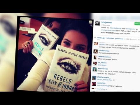 VIDEO : Kendall y Kylie Jenner en el mundo de los libros