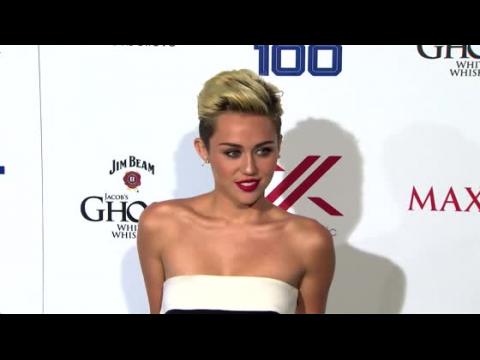 VIDEO : La polica encontr el Maserati de Miley Cyrus