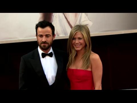 VIDEO : Justin Theroux Says Jennifer Aniston Changed His Life