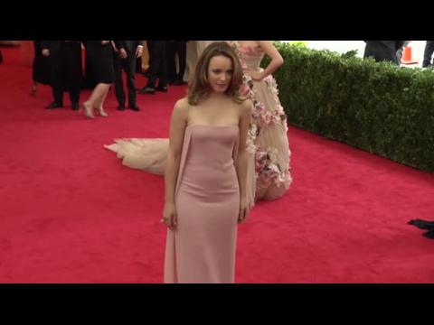 VIDEO : Rachel McAdams Was in 'Awe' of Lindsay Lohan's Talent
