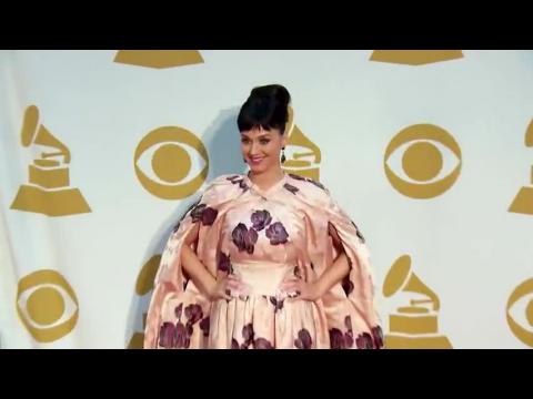 VIDEO : Katy Perry cree que ella es el 