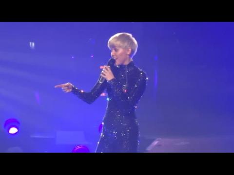 VIDEO : Miley Cyrus Gets Restraining Order Against Obsessed Fan