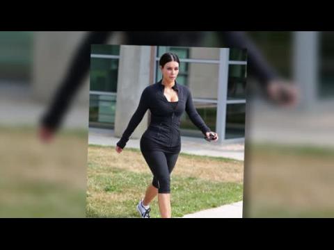 VIDEO : Les Kardashian au studio de Tracy Anderson pour un entranement reintant