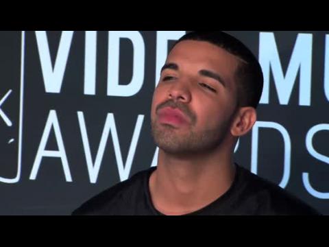 VIDEO : Drake is Forced to Cancel his Wireless Festival Performance