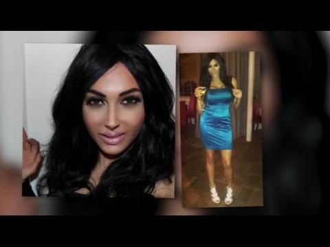 VIDEO : Une fan dpense une fortune pour ressembler  Kim Kardashian