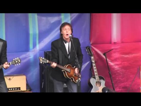 VIDEO : Paul McCartney Hospitalized With Virus in Japan