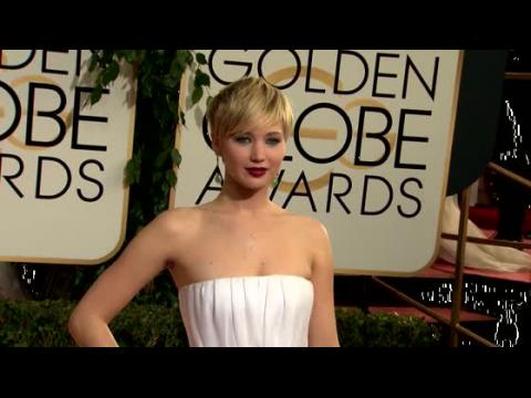 VIDEO : Jennifer Lawrence hace chiste de mal gusto en Cannes