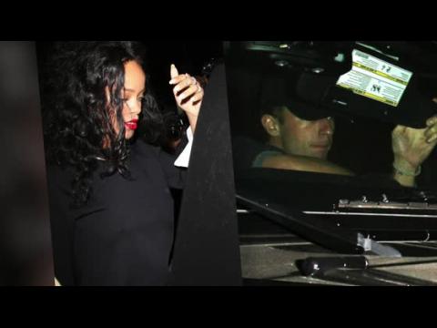 VIDEO : Rihanna & Chris Martin Dine Together in Los Angeles