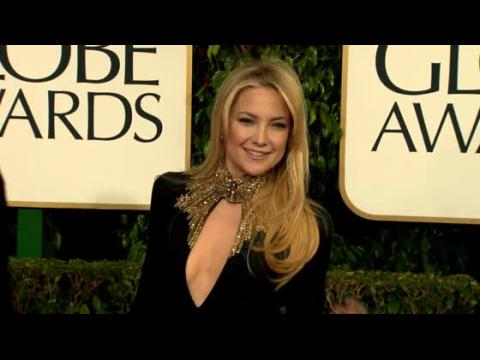 VIDEO : Kate Hudson Supports Positivity and Butt Implants
