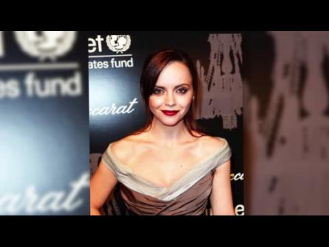 VIDEO : Christina Ricci Is Expecting Her First Child