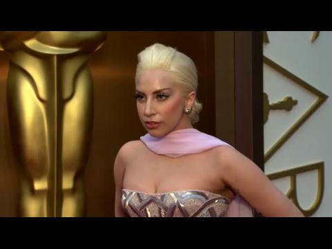 VIDEO : Lady Gaga se enferma y cancela fechas de su tour