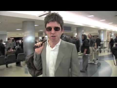 VIDEO : Noel Gallagher fte son anniversaire avec d'autres stars