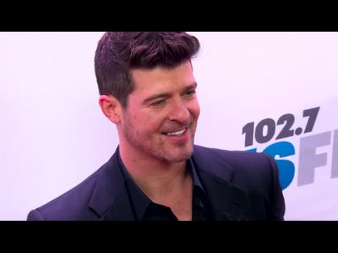 VIDEO : Robin Thicke's Album Sales Are a Disaster