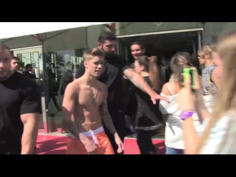 VIDEO : Justin Bieber estar en libertad condicional por dos aos